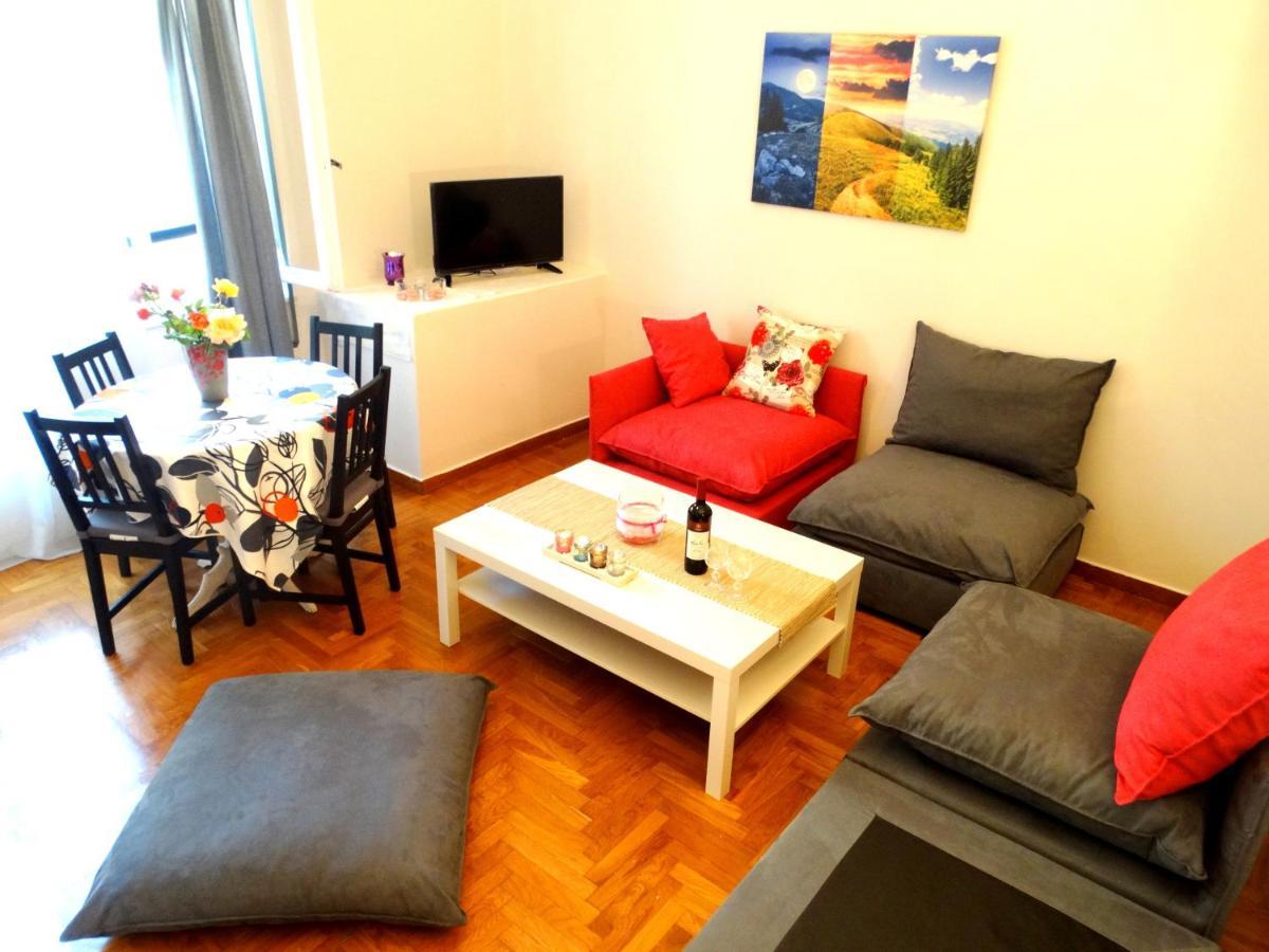 Cosy And Comfortable Apartment In The City Center Athen Eksteriør billede